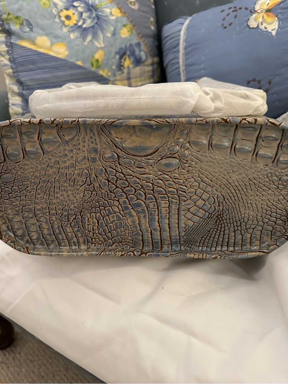 Price Reduced. Brahmin Blue Haze Fiora Leather Bucket HTF Retired No offers - Picture 12 of 14